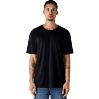 Gildan Softstyle 64000 T-Shirt Front Model View in Colour Black